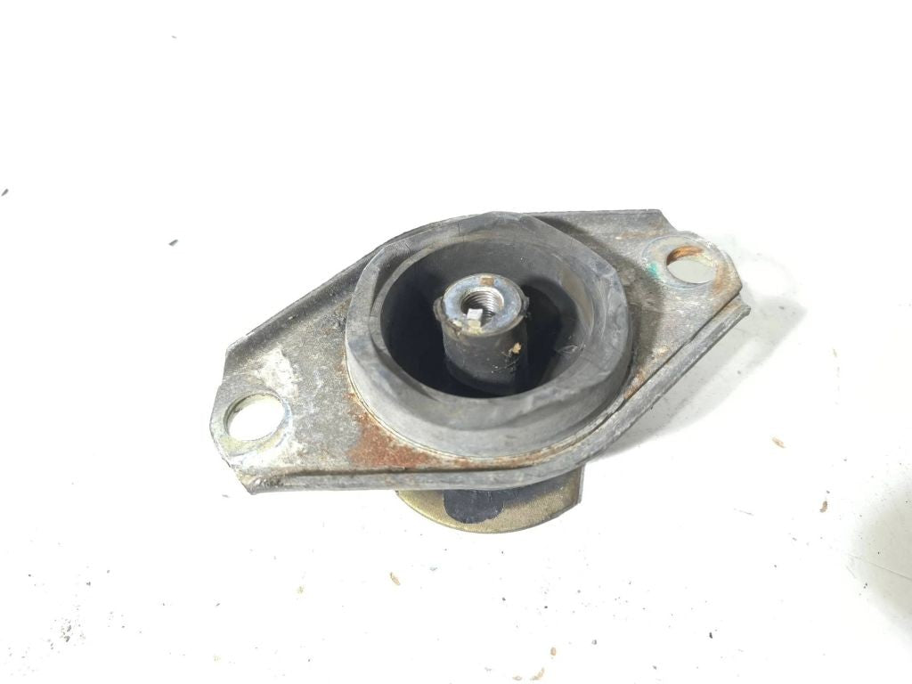 Alfa Romeo 155 1.8 Twin Spark 140HP 1994 Petrol Engine mount bracket 