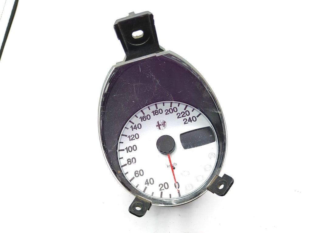 Alfa Romeo 156 1.9JTD 2004 LHD Front Dash Speedometer Cluster 156049818