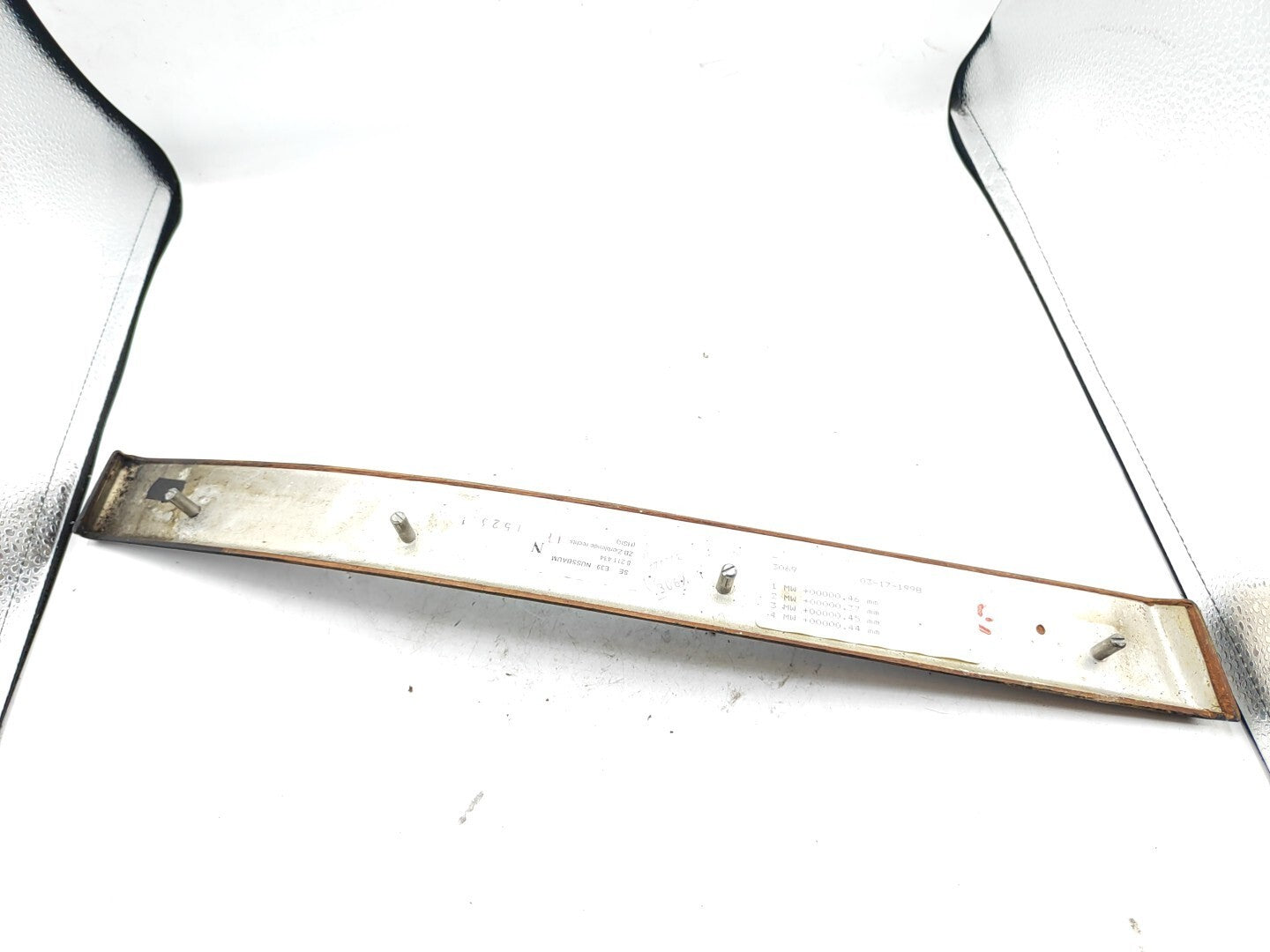 BMW 5 SERIES E39 530D 142kW Estate 2000 LHD Front Panel Wood Stripe Trim 8211434