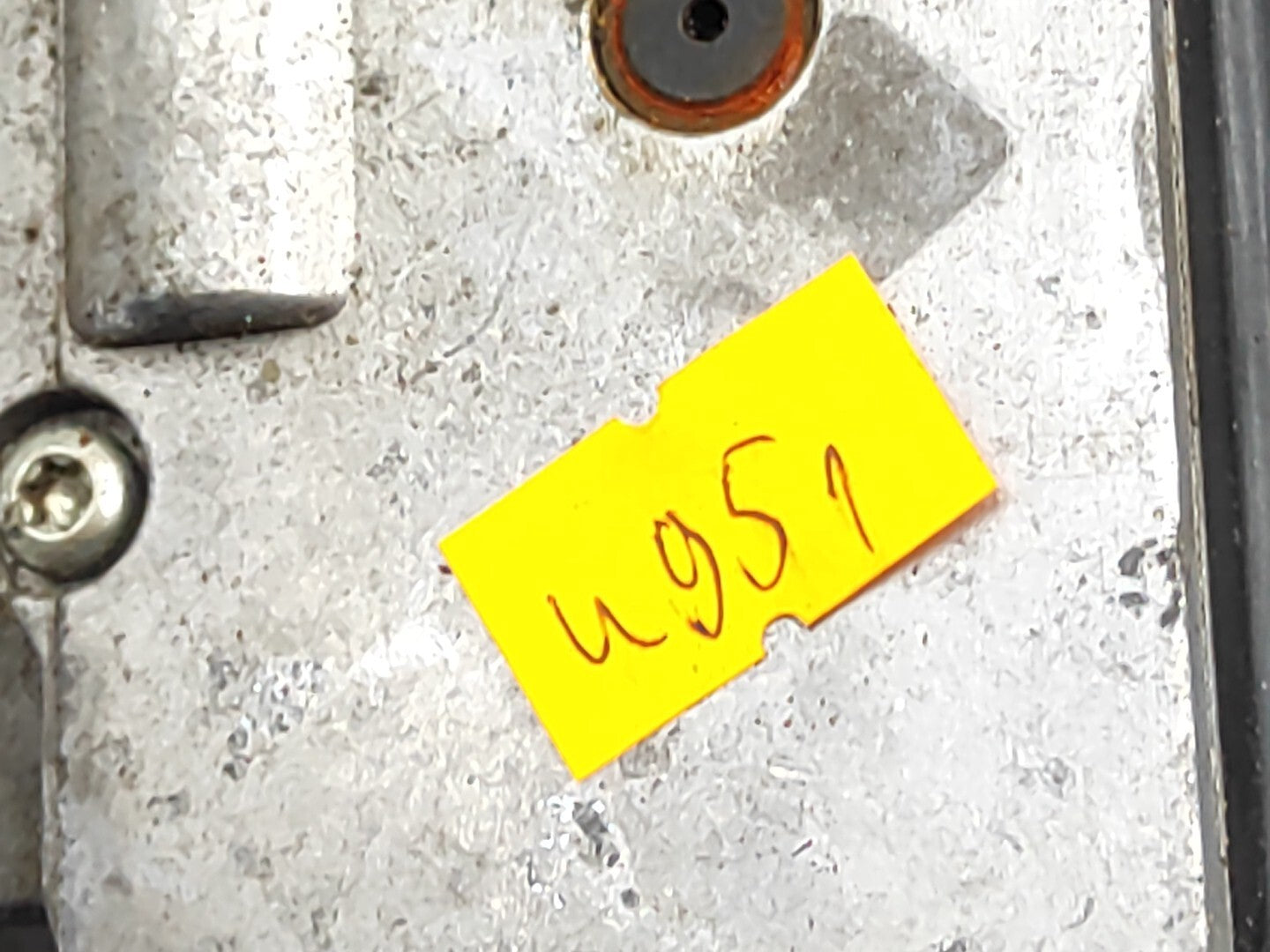 BMW 5 SERIES E39 3.0D 142kW Estate 2002 Rear Tailgate Lock Motor 8362371