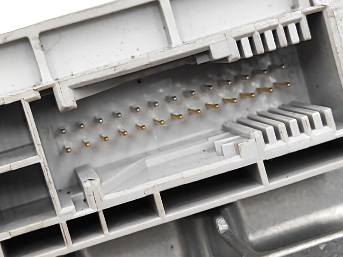 BMW 3 Series 330D E90 E91 Safety ECU Control Module 0285001532 9110258