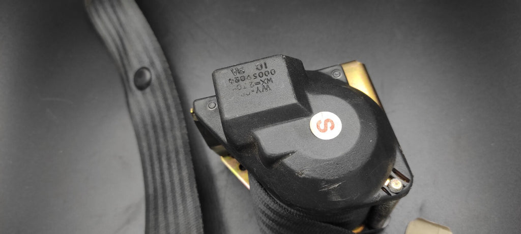 Alfa Romeo 166 2.4JTD 110kW 2001 Rear Left Seat Safety Seatbelt 044047