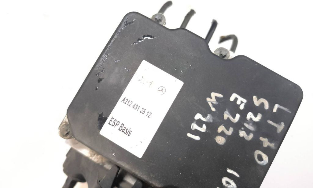 Mercedes-Benz E A207 2010 ABS Pump 0265236369 