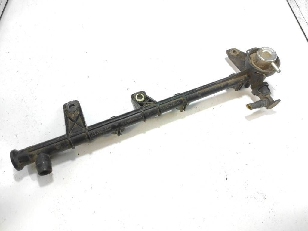 Renault Megane I 1999 fuel rail line pipe 7700854726 