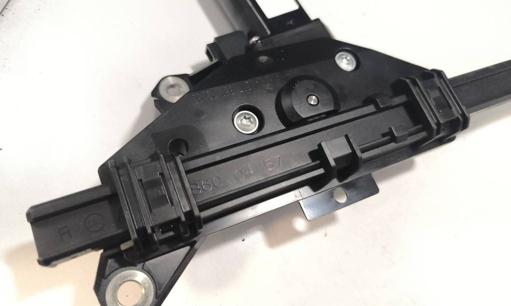 Mercedes-Benz E C207 W207 2011 Right Seat belt adjustment motor A2078600282