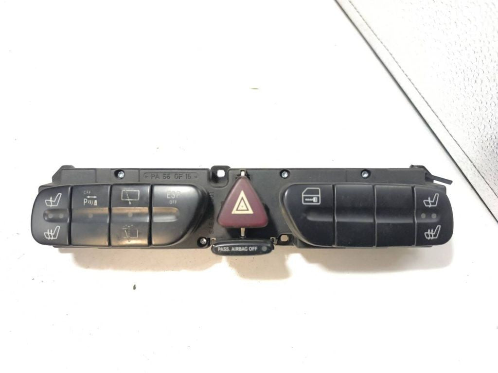 Mercedes-Benz C W203 2004 Hazard light switch 2038219779 