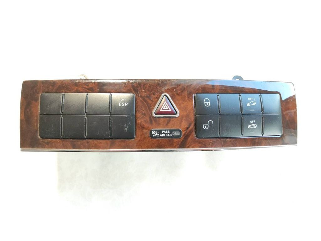 Mercedes-Benz C W203 2002 Hazard light switch 2038216081 