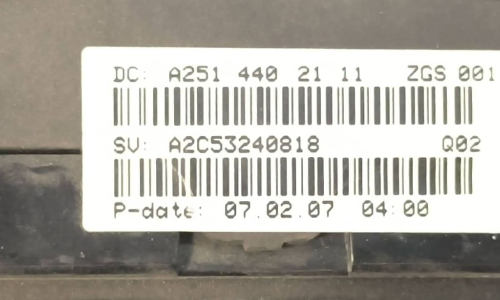 Mercedes-Benz ML W164 2007 speedometer instrument cluster A2514402111 