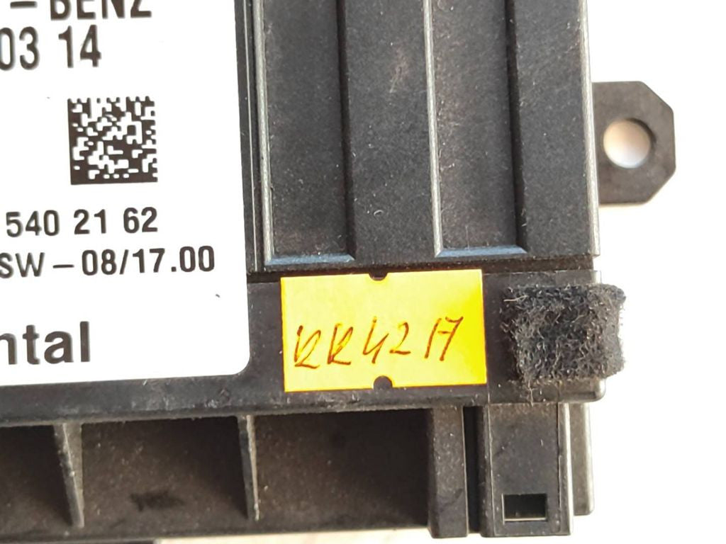 Mercedes-Benz E W212 2009 Fuel injection pump control unit module A2124400314