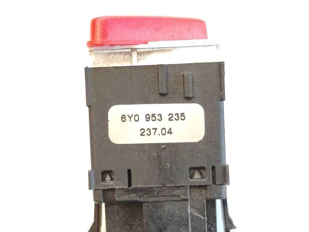Skoda Fabia Mk1 (6Y) 2005 Hazard light switch 6Y0953235 