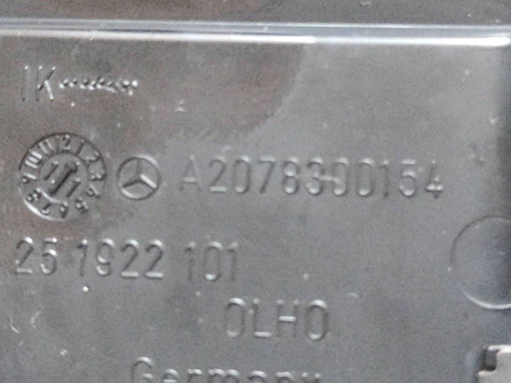 Mercedes-Benz E C207 W207 2012 dashboard side air vent grill trim A2078300154