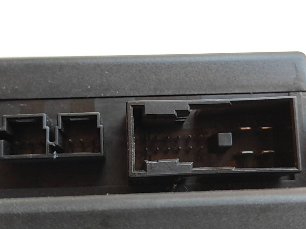 Mercedes-Benz S W221 2010 Battery control module A2215400401 