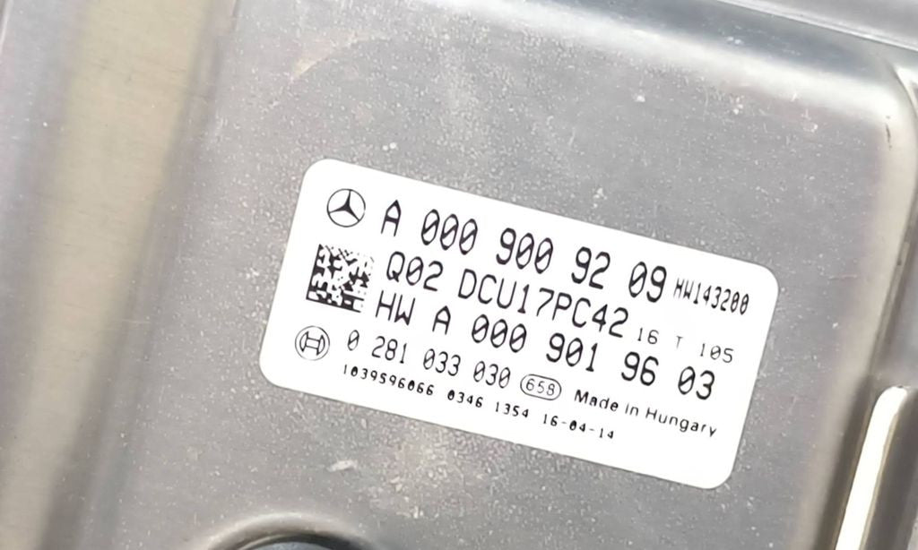 Mercedes-Benz C W205 2014 Diesel Adblue control unit A0009009209 