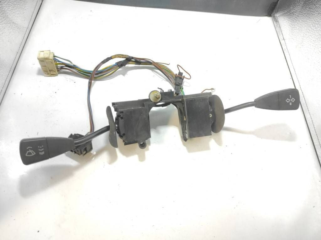 BMW 3 E36 318i 1991 Wiper turn signal stalk switch 