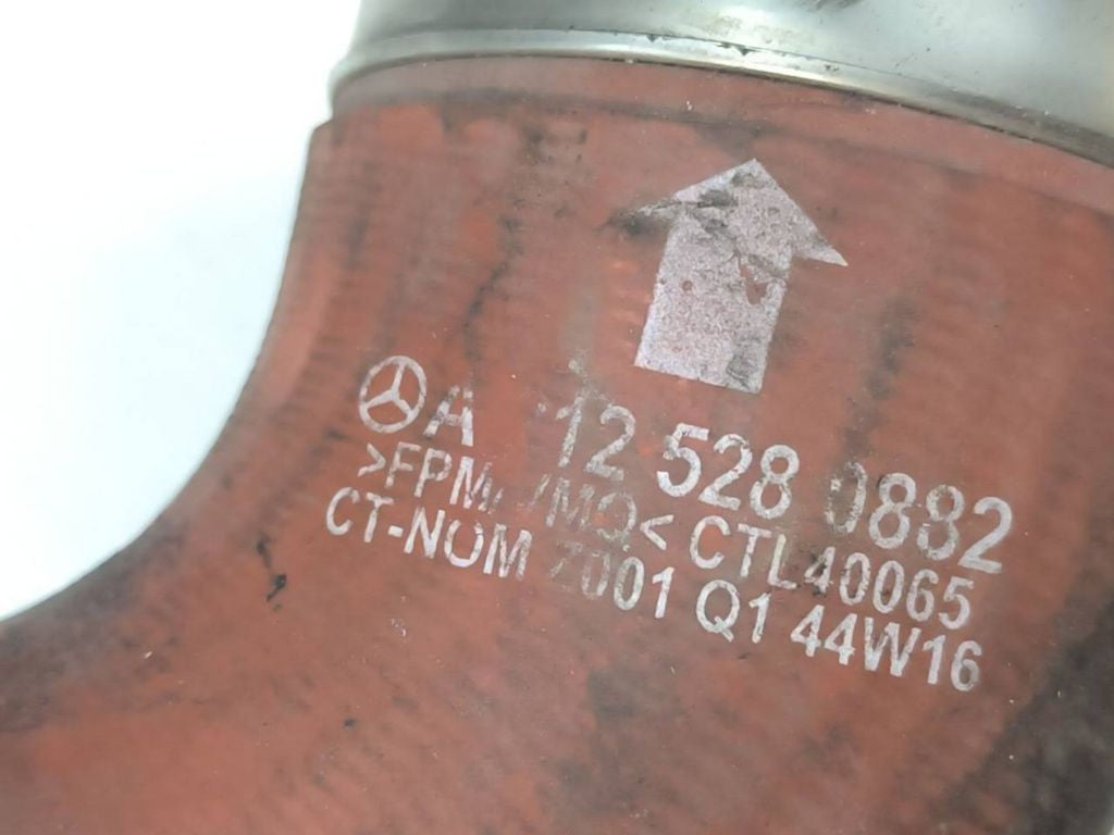 Mercedes-Benz E W212 2013 Diesel Engine intercooler hose pipe A2125280882 