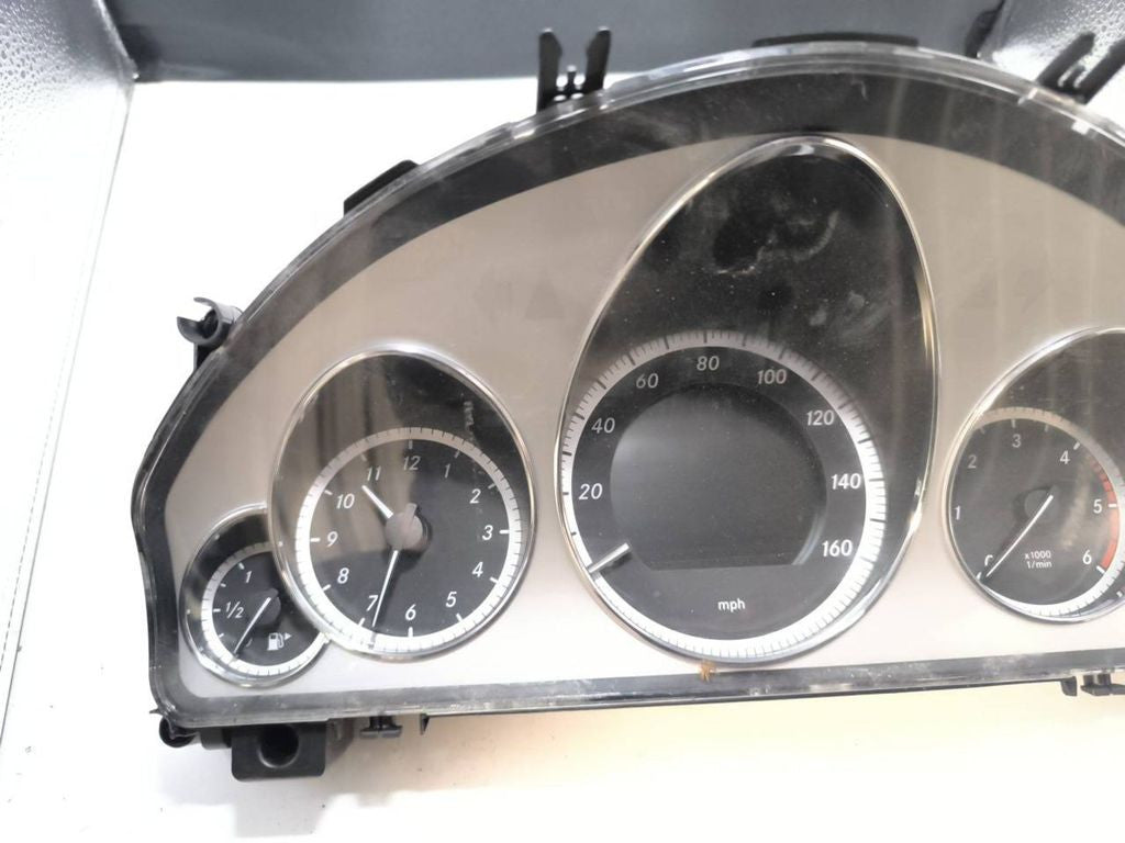 Mercedes-Benz E W212 2011 speedometer instrument cluster A2129002010 