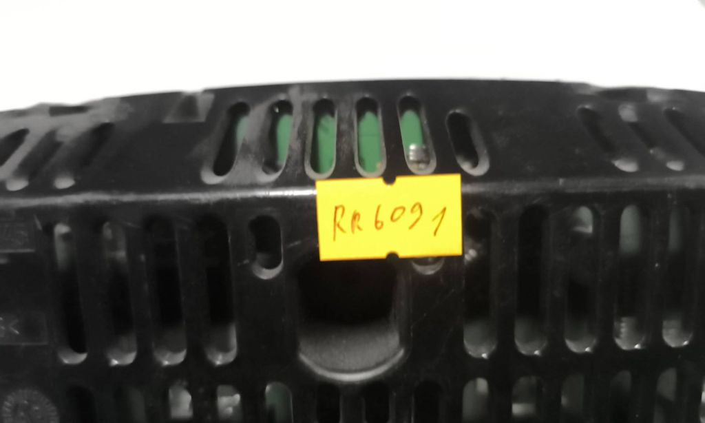 Mercedes-Benz E W212 2010 speedometer instrument cluster A2129002709 