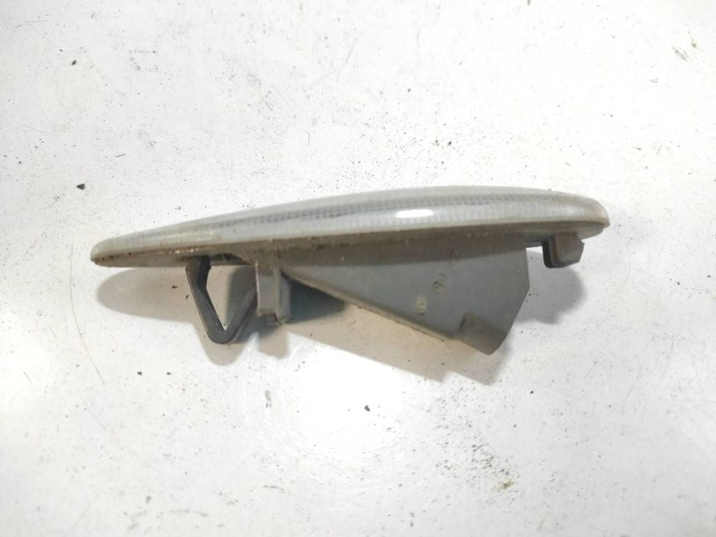 Fiat Croma 2007 front fender turn indicators light 51746492 