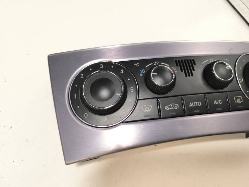Mercedes-Benz C W203 2005 Climate control unit module 2038304085 