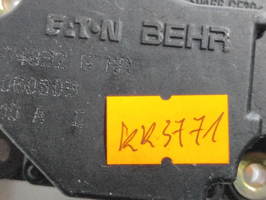 Volvo S60 2002 Air heater flap actuator motor 74932G 