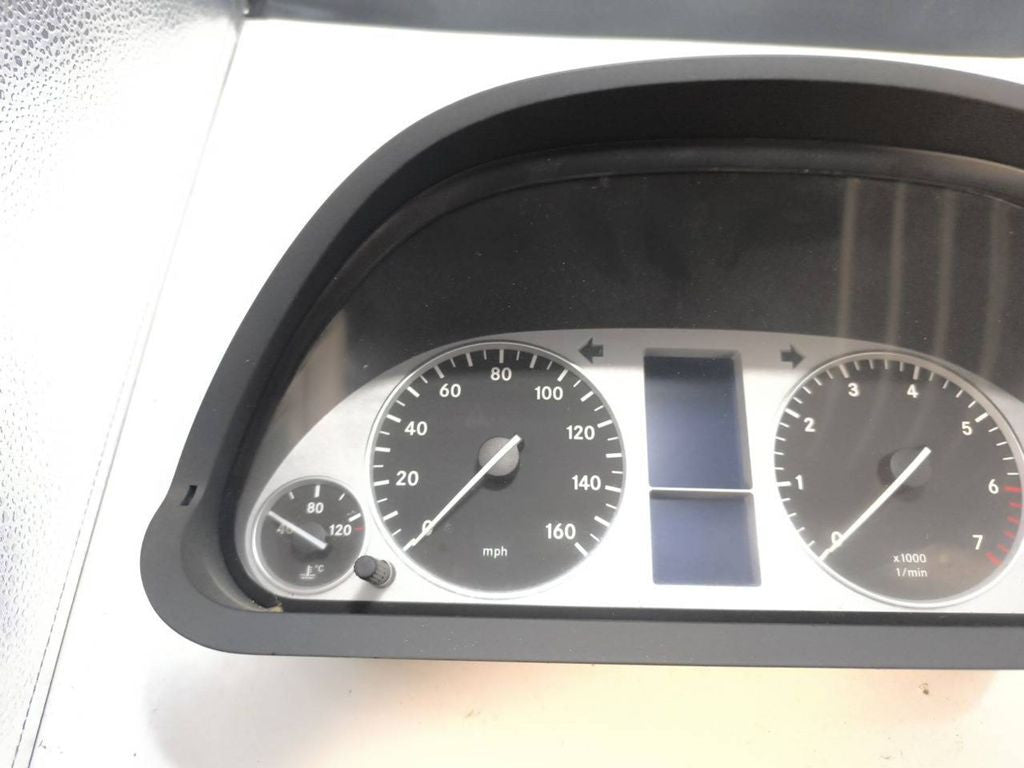 Mercedes-Benz B W245 2008 speedometer instrument cluster A1695401748 
