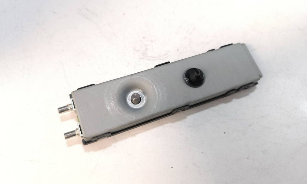 Mercedes-Benz E W238 2017 Aerial antenna amplifier A2389051400 