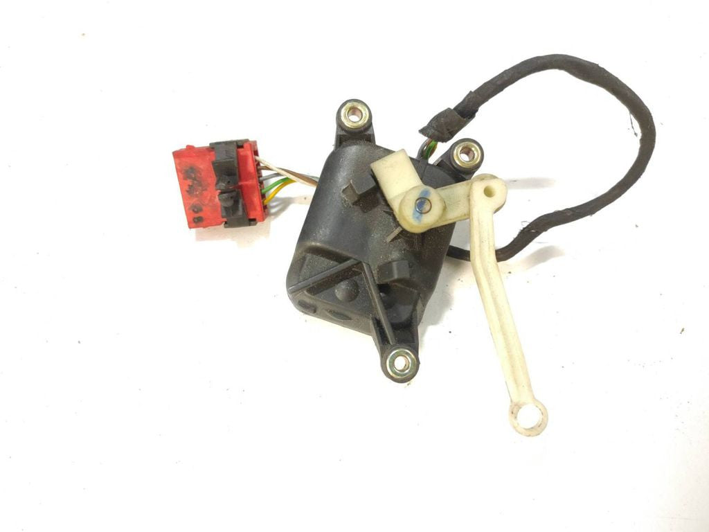 Audi A6 C4 4A 1.8 1996 Air heater flap actuator motor 4A0820511B 