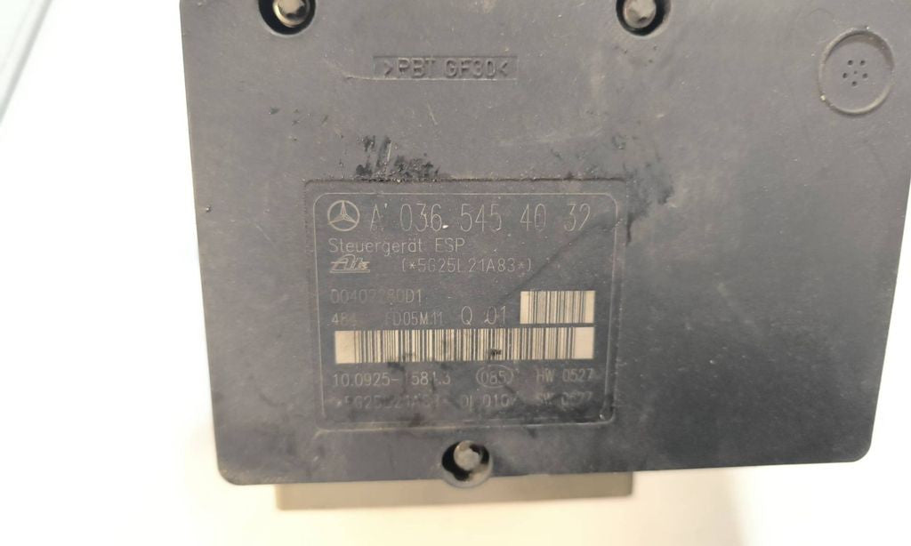 Mercedes-Benz C W203 2001 ABS Pump A0064310312 
