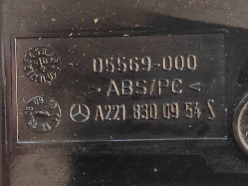 Mercedes-Benz S W221 2008 dash center air vent grill A2218300954 