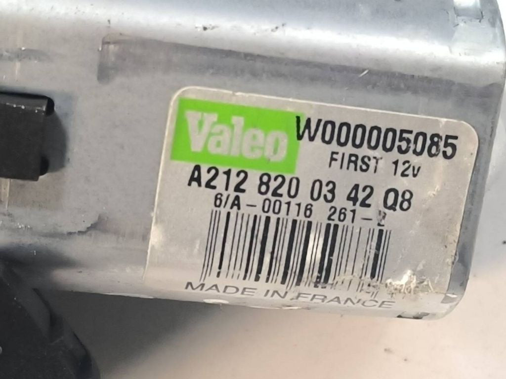 Mercedes-Benz E W212 2010 Rear wiper motor W000005085 