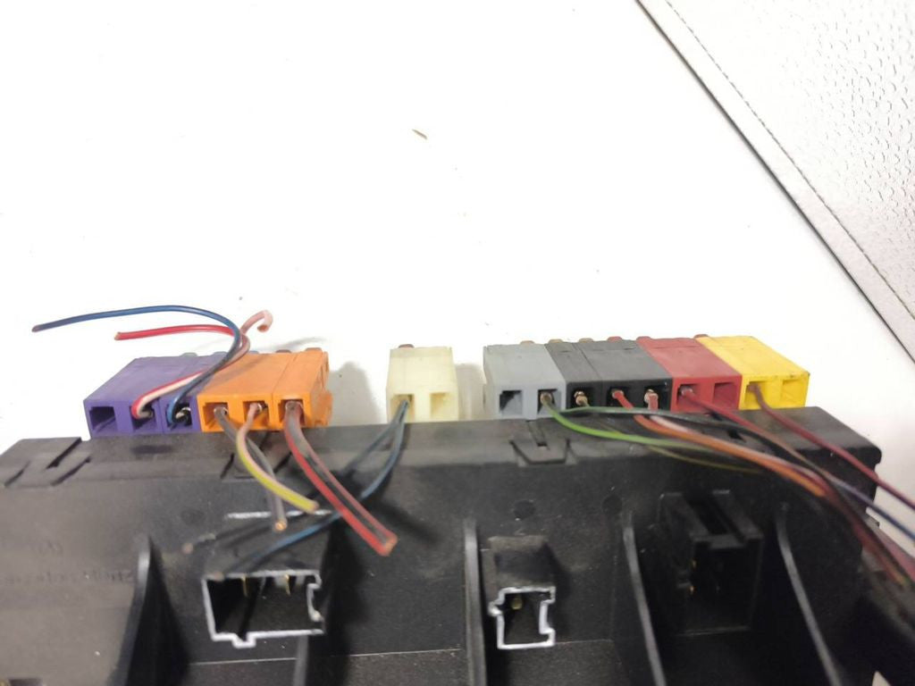 Mercedes-Benz S W220 2002 Fuse module A0295450432 