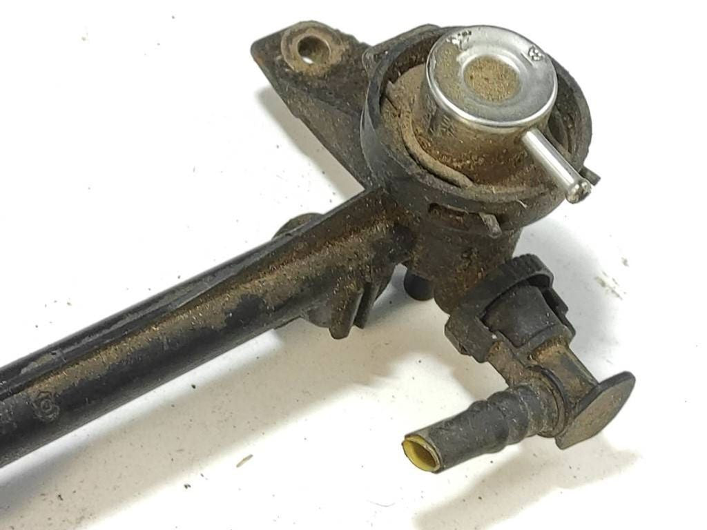 Renault Megane I 1999 fuel rail line pipe 7700854726 