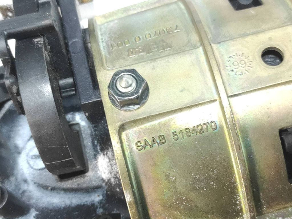 Saab 9-5 2.0T 110kW Petrol 2000 LHD front left door exterior handle 5184270 