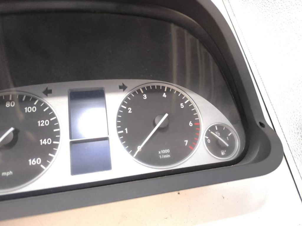 Mercedes-Benz B W245 2008 speedometer instrument cluster A1695401748 
