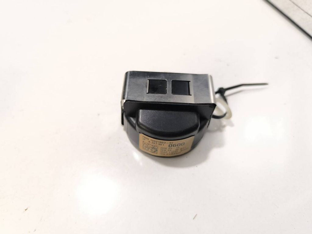 Mercedes-Benz E C207 W207 2012 Rain sensor A2079010600 