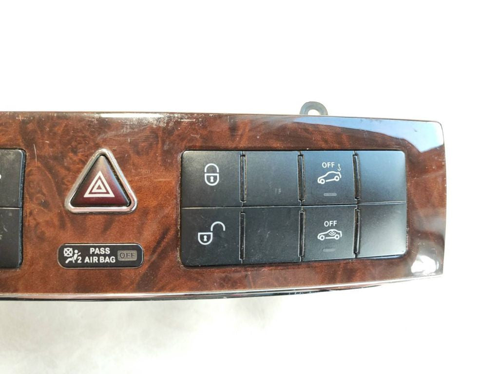 Mercedes-Benz C W203 2002 Hazard light switch 2038216081 