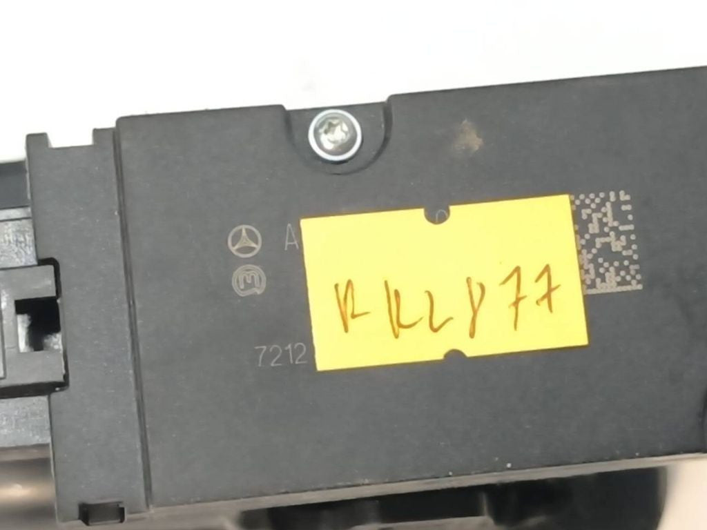 Mercedes-Benz C W205 2016 Hand parking brake switch A2059056603 