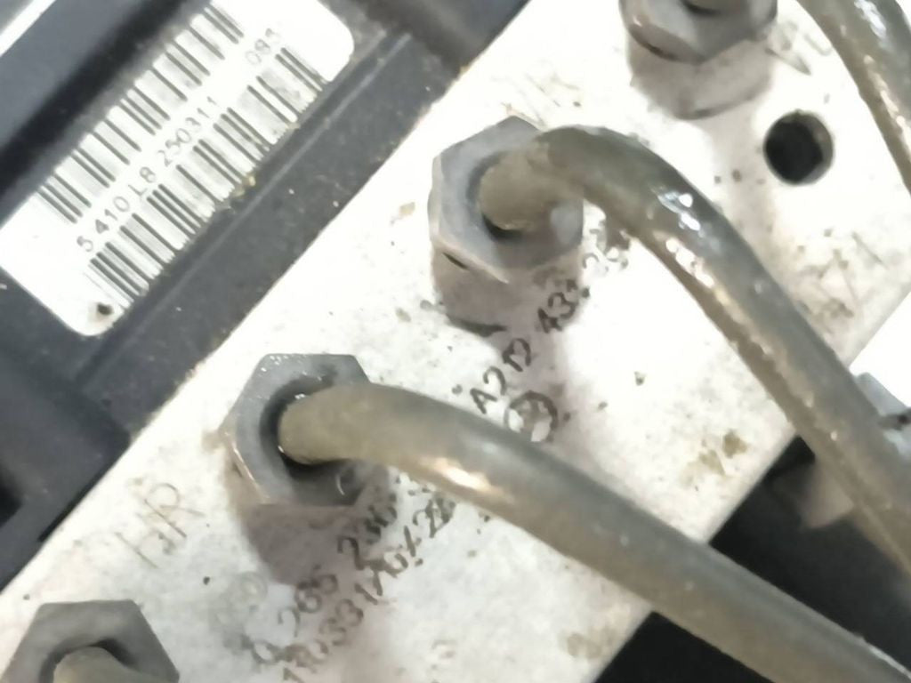 Mercedes-Benz E W212 2011 ABS Pump 0265236369 