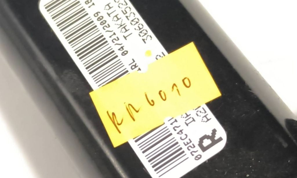 Mercedes-Benz E C207 W207 2010 Right Seat belt adjustment motor A2078600282