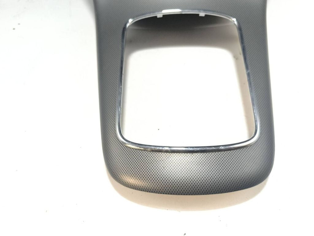 Toyota Avensis T250 2.0D4D 2006 Gear shifter surround trim plastic 9214L 