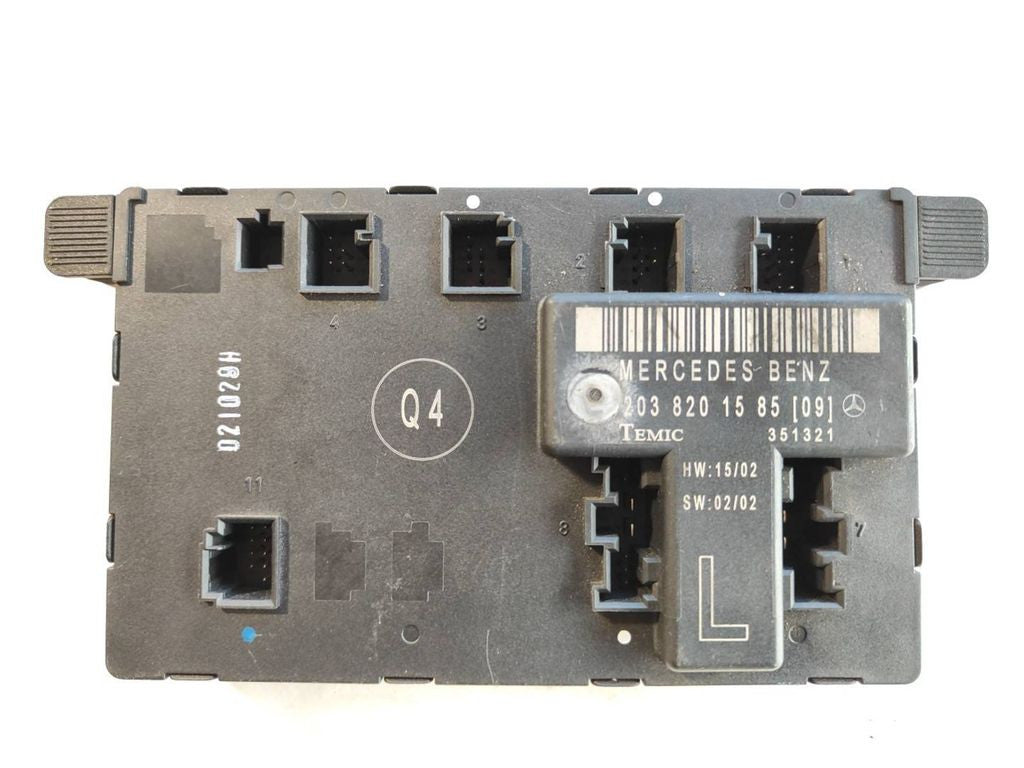 Mercedes-Benz C W203 2002 door control unit module 2038201585 