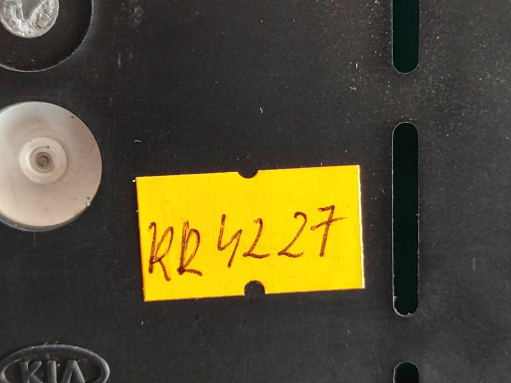 KIA Ceed 2009 Diesel speedometer instrument cluster 940031H130 