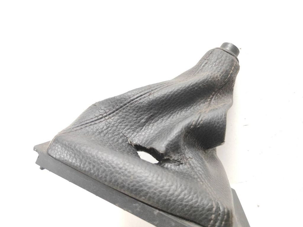 Audi 80 90 S2 B4 1995 Gear lever shifter trim leather 893863279 