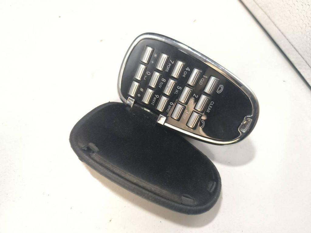 Mercedes-Benz S W221 2007 Phone keyboard A2218230050 