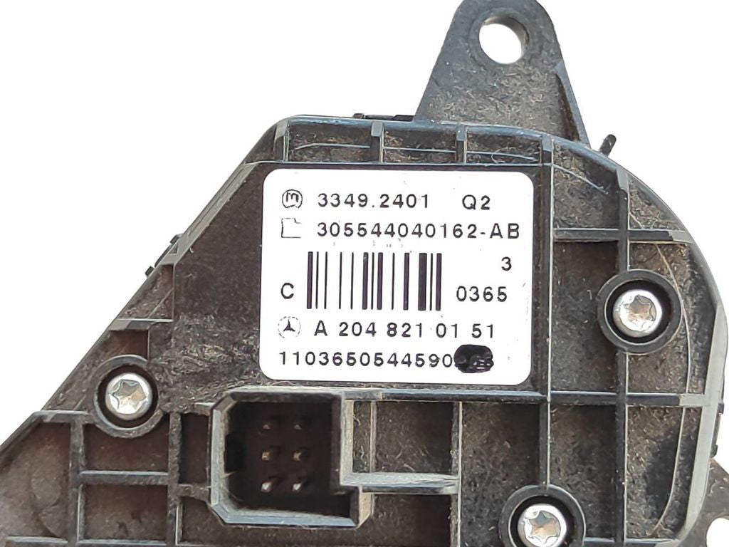 Mercedes-Benz C W204 2012 Steering wheel buttons A2048210151 