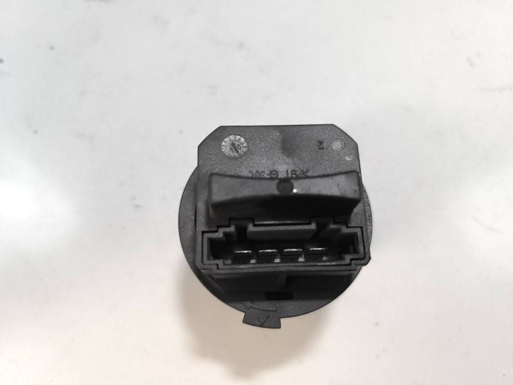 Mercedes-Benz C W204 2009 Heater regulator blower fan resistor 5HL00894130