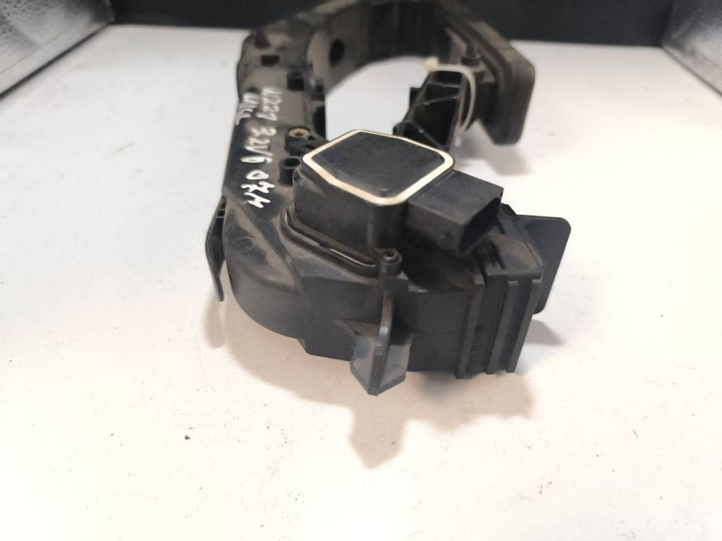 Mercedes-Benz S W221 2006 Diesel accelerator throttle pedal A2203000104 