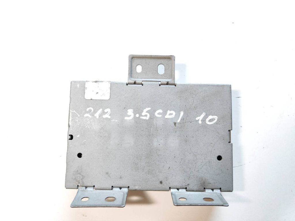 Mercedes-Benz C W204 2007 Head unit multimedia control A2049000300 