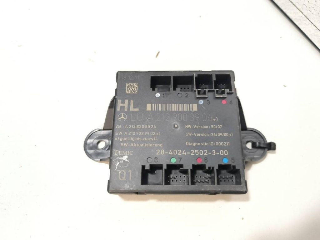 Mercedes-Benz C W204 2013 door control unit module A2128208526 