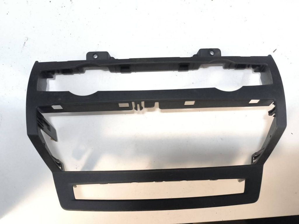 BMW X5 E70 2007 Radio GPS head unit trim T0027285 